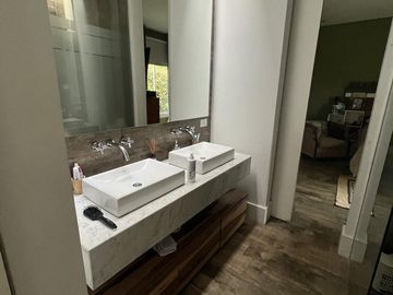 Hermosa Casa en venta en Barrio Los Pinguinos Club de Campo