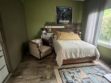 Hermosa Casa en venta en Barrio Los Pinguinos Club de Campo