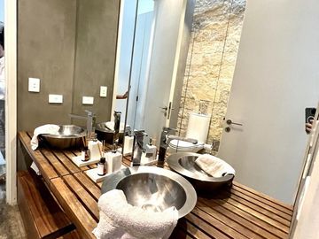 Hermosa Casa en venta en Barrio Los Pinguinos Club de Campo