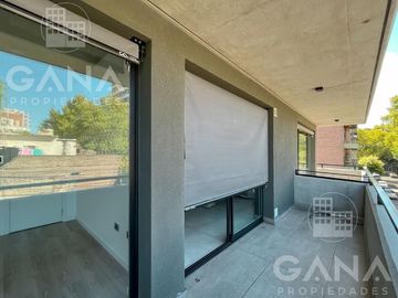 Venta de Departamento de 1 Dormitorio a estrenar con balcón al frente.