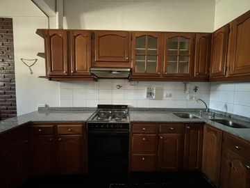 Venta PH 4 ambientes en Boedo con terraza
