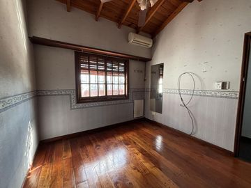 Venta PH 4 ambientes en Boedo con terraza