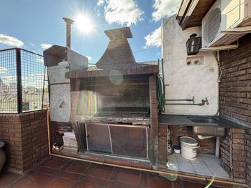 Venta PH 4 ambientes en Boedo con terraza