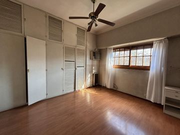 Venta PH 4 ambientes en Boedo con terraza