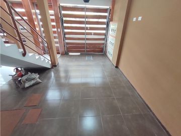 SAN JUAN DE MIRAFLORES - VENTA DEPARTAMENTO + COCHERA - ÁREA 60m2