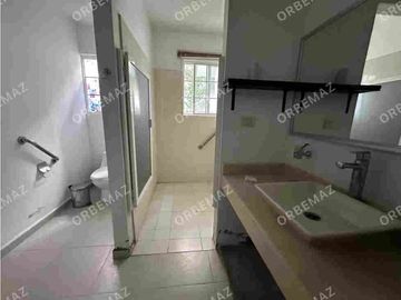 Casa Amplia en Terreno de 1000 metros Ideal para proyecto de vivienda