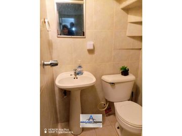 Alquilo preciosa casa amueblada en San Carlitos, con opcion a compra!