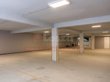 Semipiso de 2 ambientes con doble orientación - Lomas De Zamora