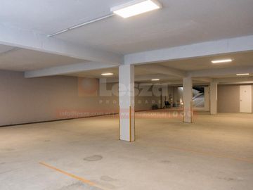 Semipiso de 2 ambientes con doble orientación - Lomas De Zamora