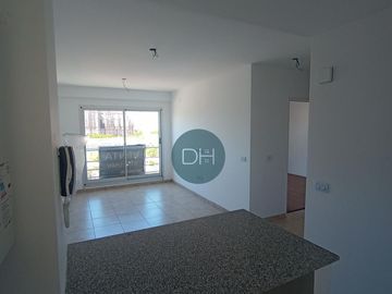 Departamento c/terraza  48 14 y 15 - La Plata
