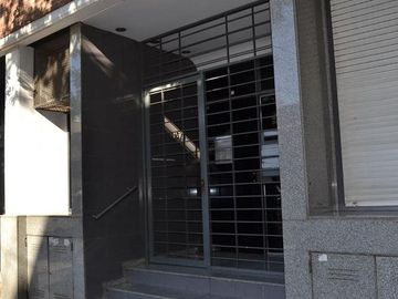 Venta Dto. 1 Dor.  C/balcón al Frente Zona Tribunales