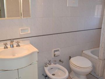 Venta Dto. 1 Dor.  C/balcón al Frente Zona Tribunales