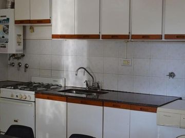 Venta Dto. 1 Dor.  C/balcón al Frente Zona Tribunales