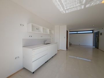 Duplex a Estrenar en Sicardi - Escritura Inmediata
