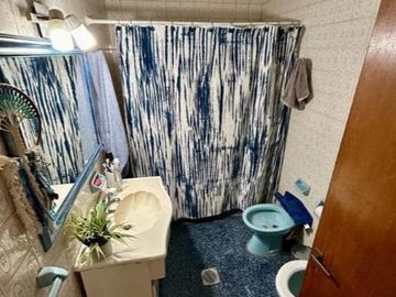 CASA EN VENTA CUATRO AMBIENTES