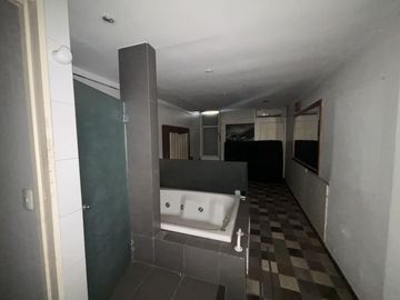 Edificio en venta para reconvertir en vivienda o readaptar su uso