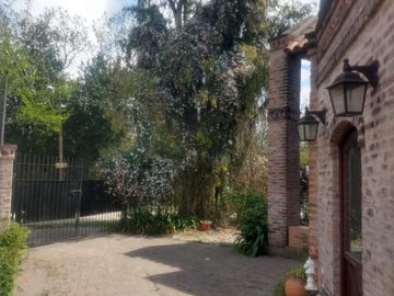 Venta Casa Quinta - Pilar Centro - Con caballerizas