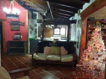 Venta Casa Quinta - Pilar Centro - Con caballerizas