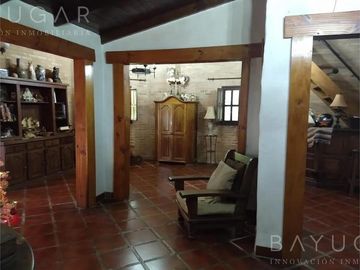 Venta Casa Quinta - Pilar Centro - Con caballerizas