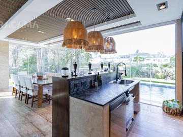 CASA en VENTA en Saint Thomas Oeste - Canning