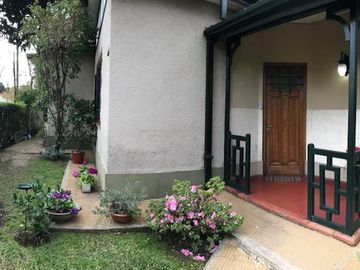Casa - Temperley Oeste