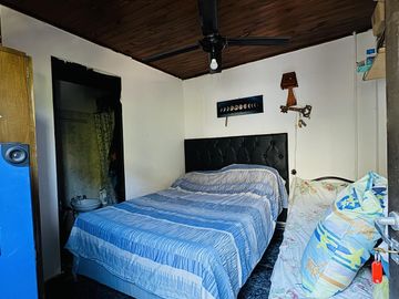 Casa con 9 Departamentos en Colón Venta