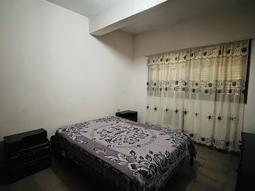 Casa con 9 Departamentos en Colón Venta