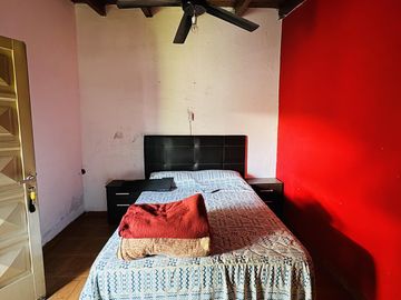 Casa con 9 Departamentos en Colón Venta