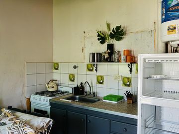 Casa con 9 Departamentos en Colón Venta
