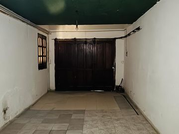 Casa con 9 Departamentos en Colón Venta