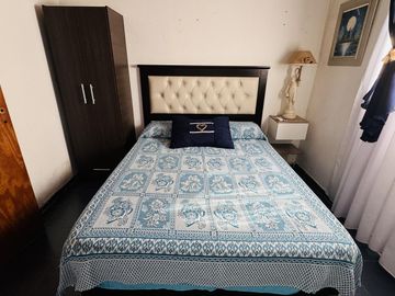 Casa con 9 Departamentos en Colón Venta