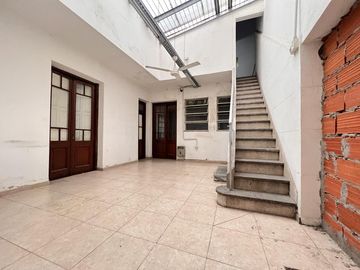 Casa en  Liniers