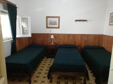 La Cumbre Casa Grande con Departamento en pleno centro