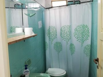 La Cumbre Casa Grande con Departamento en pleno centro