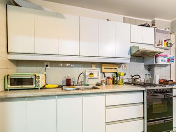 Venta Departamento, Piso de 4 Ambientes con Dependencia en Palermo Botánico