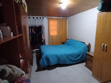 Casa en  venta- 2 dormitorios- Neuquén, Barrio Confluencia
