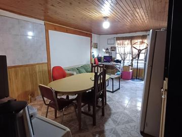 Casa en  venta- 2 dormitorios- Neuquén, Barrio Confluencia