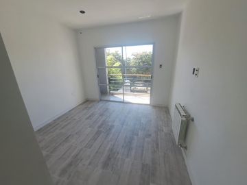 Dúplex en venta - 2 Dormitorios 2 Baños - Cochera - 100Mts2 - General Rodríguez