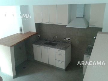 Alberdi 107 - Monte Grande