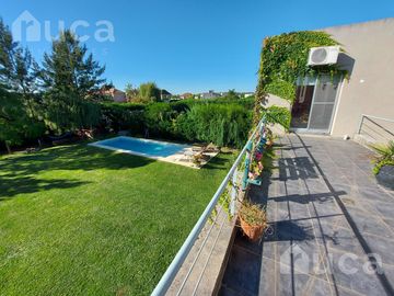 Casa en venta en Barrio Santa Teresa - Benavidez - Tigre