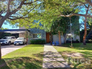 Casa en venta en Barrio Santa Teresa - Benavidez - Tigre