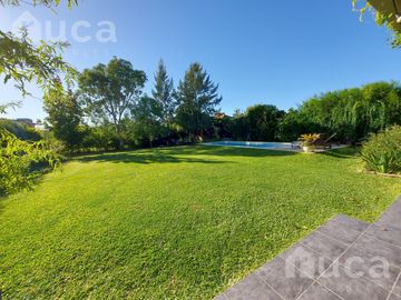 Casa en venta en Barrio Santa Teresa - Benavidez - Tigre
