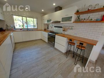 Casa en venta en Barrio Santa Teresa - Benavidez - Tigre