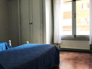 Venta  semipiso 3 Ambientes  c/dependencia - Plaza Colon