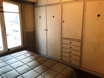 Venta  semipiso 3 Ambientes  c/dependencia - Plaza Colon
