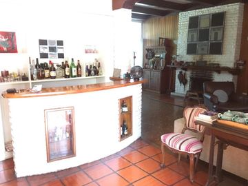 Dominguez 3800