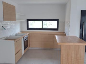 Casa en venta en Barrio San Sebastian Area 13, GBA Norte