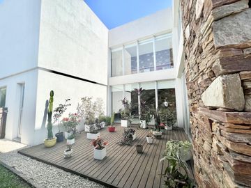 Casa - Los Alisos