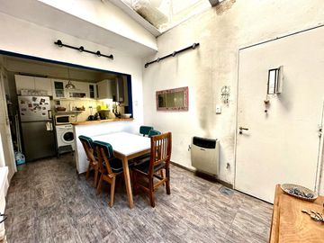 PH 4 AMBIENTES EN BARRACAS VENTA