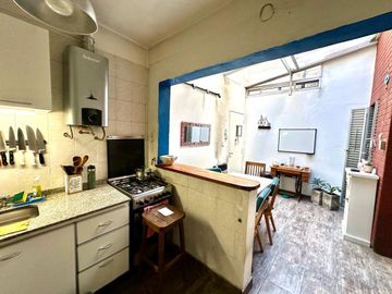 PH 4 AMBIENTES EN BARRACAS VENTA